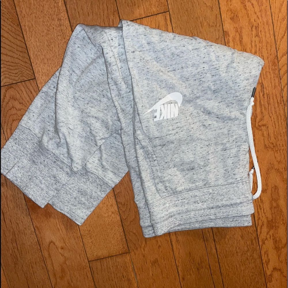 Nike joggers